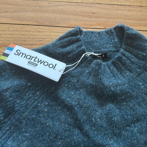 Smartwool sweater NWT - Picture 2 of 3